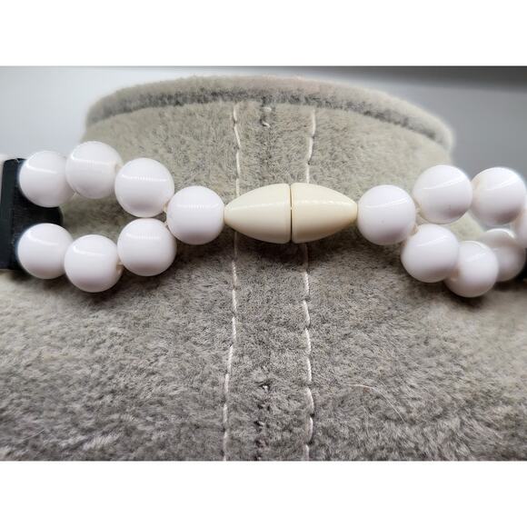 Vintage White Black Beaded Necklace Geometric Design 21 Inch - Picture 3 of 7